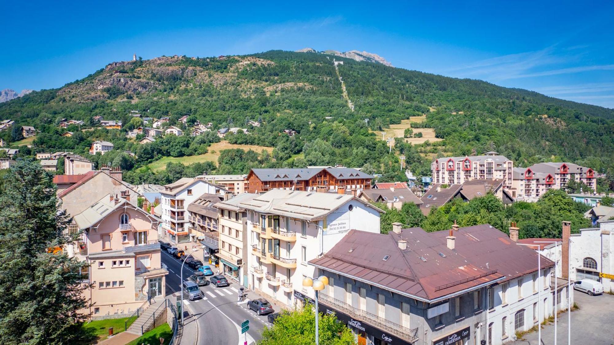 Hotel Mont-Brison Briançon Eksteriør bilde